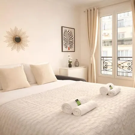 Appartamento Cozy In The Heart Of Parigi