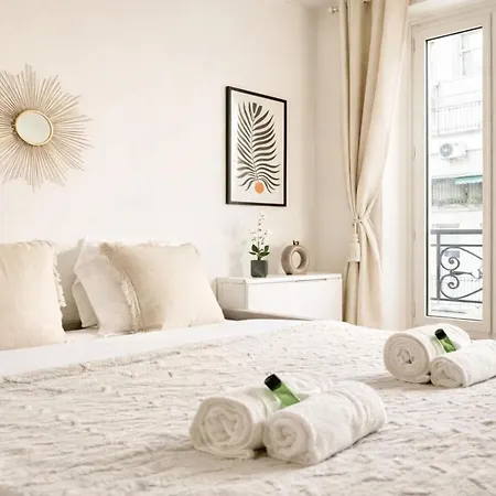 Cozy In The Heart Of París